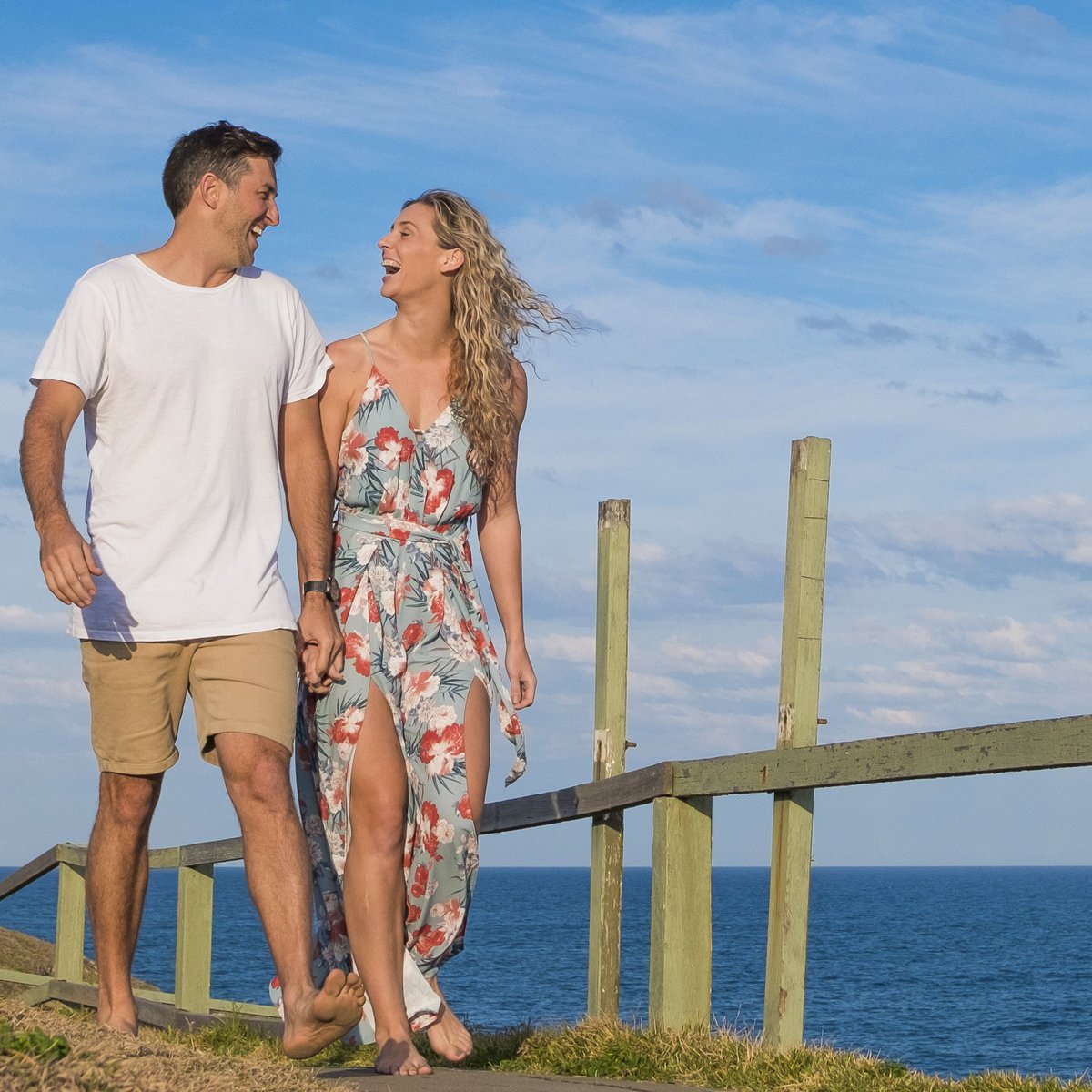 Give the gift of TIME this #ValentinesDay and RECONNECT over a sunset stroll over a headland or a walk along the beach.  ow.ly/Xhfp30io3RP #createyourparadise #summerincoffs