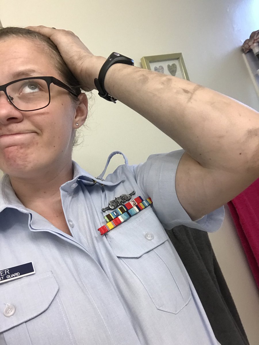 hanbanana15's tweet image. I clean up good, with the exception of my arms 😂 #engineerprobs