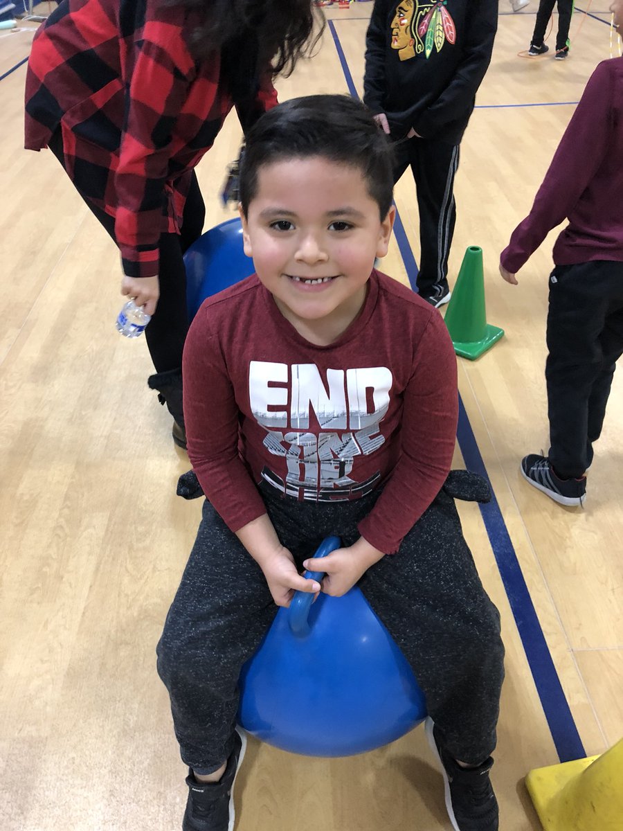 MrsMatheson128's tweet photo. Proud of our @EuclidSchool students for all their fundraising efforts today!  They never stopped jumping! #EuclidExplores https://t.co/Trk2ZLG5bC