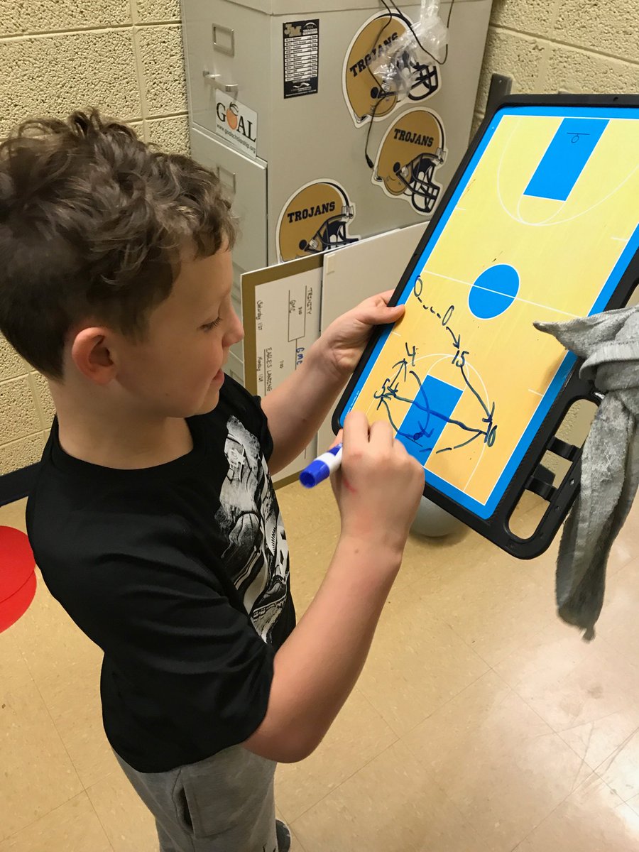 GAINOUS_HOOPS's tweet photo. Abe showing me his new play https://t.co/26d7cDG2LC