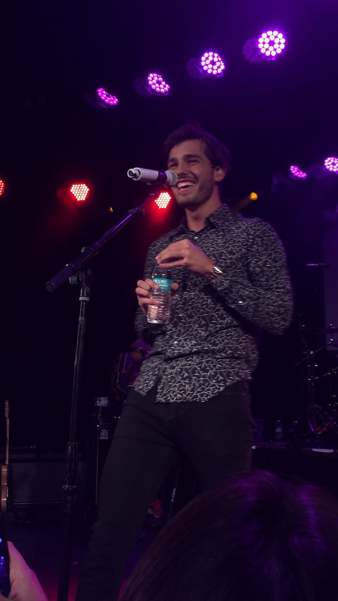 jacobonstage's tweet photo. oh fuck i'm about to cry i miss him so much https://t.co/Zq4qaSTd4W