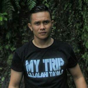 OMG! Kamu harus melihat ini. #BIGOLIVE > Morning💪✋🏻.  
bigo.tv/sid/2106713208…