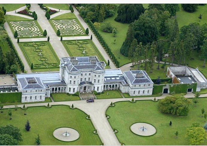 katy_ba20's tweet photo. Demesne (noun): an estate or part of an estate occupied and controlled by, and worked for the exclusive use of, the owner. #TMOT23 https://t.co/A0MXmDOGmf