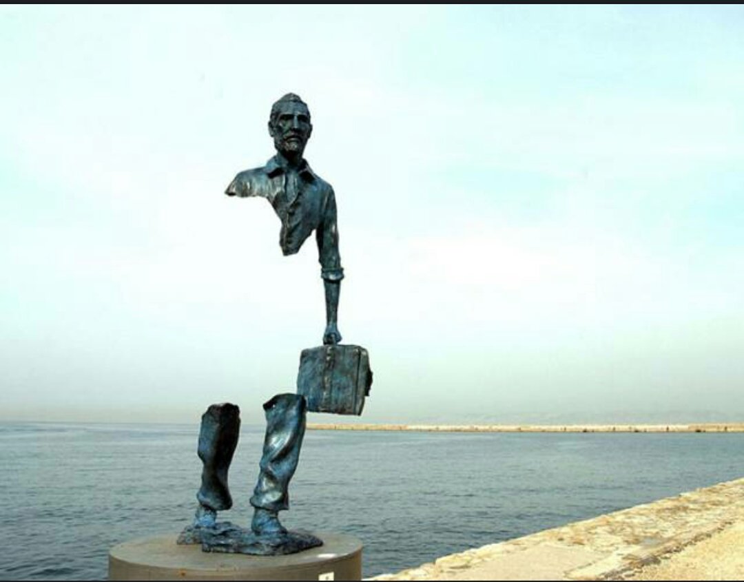 SilentK85565153's tweet photo. Seeing these statues beyond gravity, you will get into thinking https://t.co/AOYFUvkv75