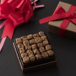 バレンタインチョコと言える？バレンタインに謎肉をあり？!