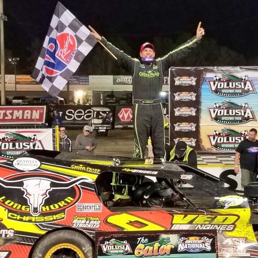 MPI_INNOVATIONS's tweet photo. Winner of the @VolusiaSpeedway #umpmodified feature, @Highsidetickler !! Congrats man 😉🏆🐊🏁 #ispympi #mpidifference https://t.co/p7WSeouTTk