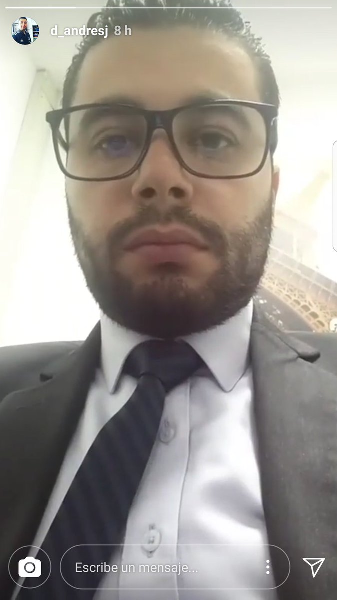 ComboSkinner's tweet photo. En RRHH Andrés "paseme la hoja de vida mami que yo le doy su trabajito" Jimenez @D_andresj https://t.co/Wrb9GlH8lk