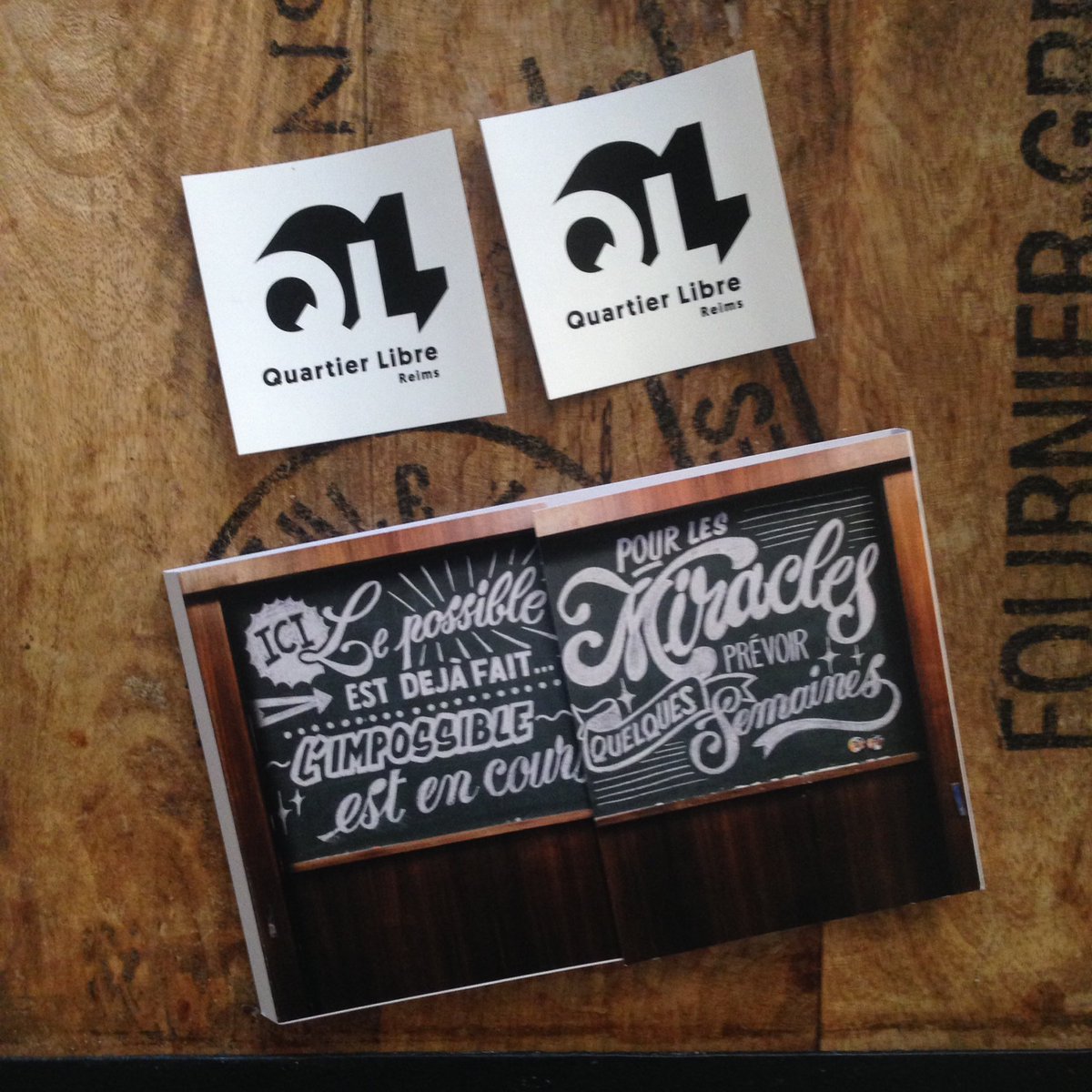 @QuartierLibreRs à <a href="/VilledeReims/">Ville de Reims</a> c'est pour très bientôt 🤗 🤗  un nouvel espace de créations de coworking d'expériences ! On a hâte de le découvrir ! #reims #entrepreneur #startup logo par <a href="/csejean/">Christine Sejean</a>