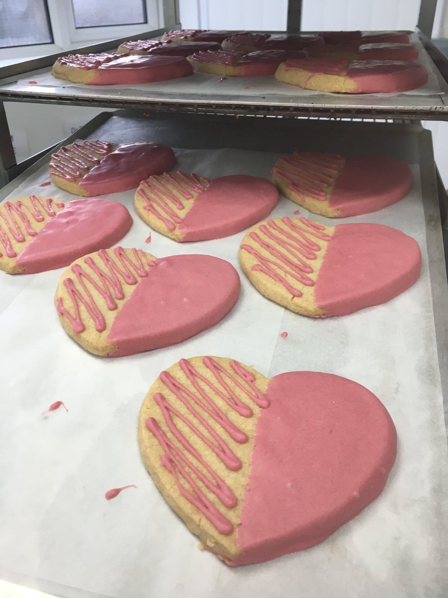 Valentines days cookies on sale now💗
