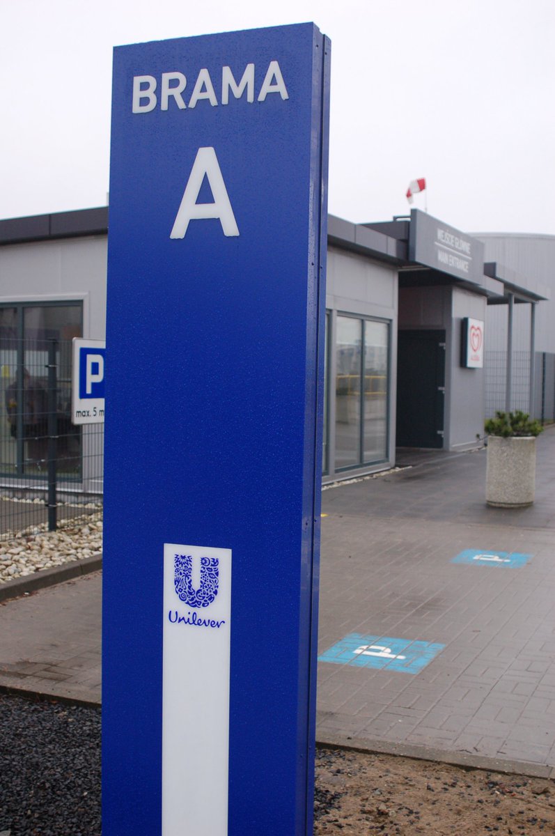 Balanda_pl's tweet photo. Firma Unilever zleciła nam wykonanie oznakowania swojej fabryki lodów Algida w Baninie.
Stworzyliśmy logotypy na elewacji z logami firmy i marki, kaseton winylowy oraz podświetlane oznakowanie wejścia głównego.
To było dla nas niesamowite wyzwanie :)
https://t.co/AZhisb8lWt https://t.co/9pM5htAatB