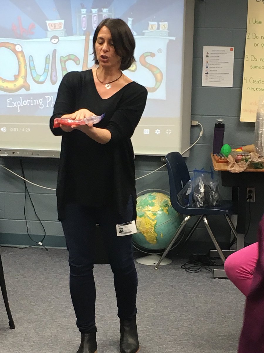 AldrinEagles's tweet photo. Wonderful morning @GirlsExcelling (GEMS Club) today thanks to our guest #scientist Mrs. Shurtliff! The girls really enjoyed learning from her and extracting #DNA from strawberries! 🍓 https://t.co/1xJsFCuY3x