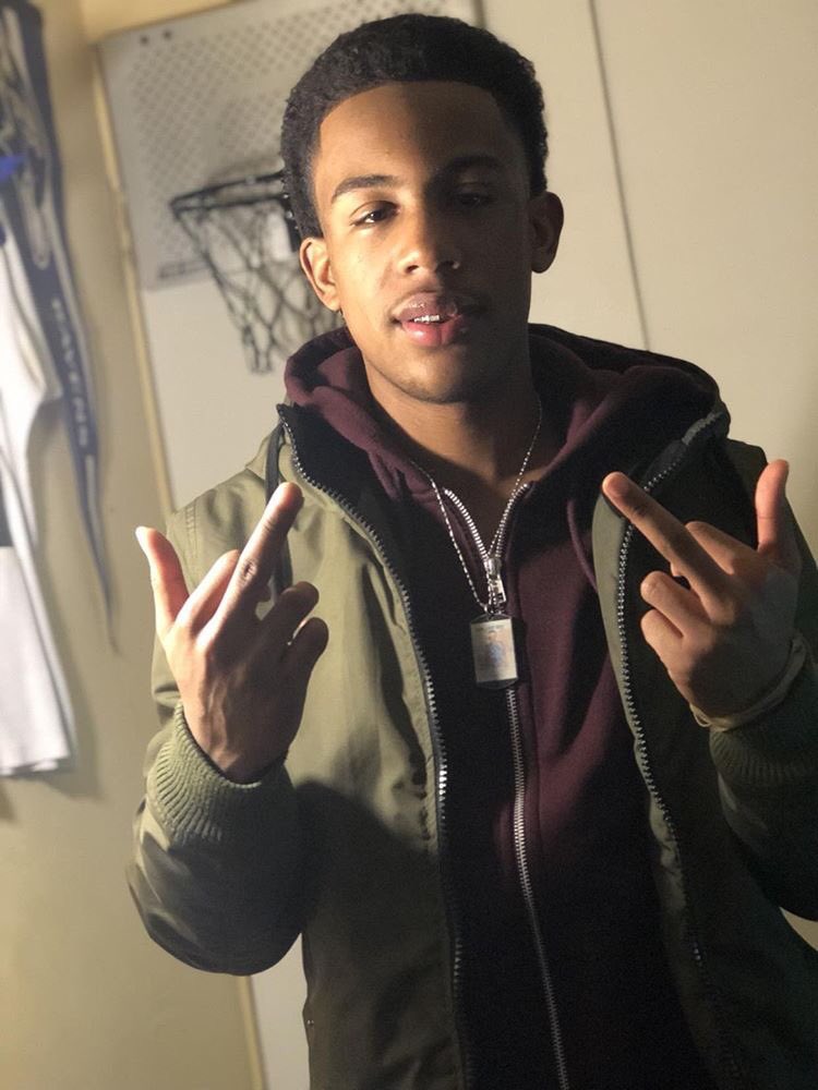 forevabackend1's tweet photo. youngin 🖤 longlive Jefe🙏🏽 #1500Block! https://t.co/HzMilsFab6