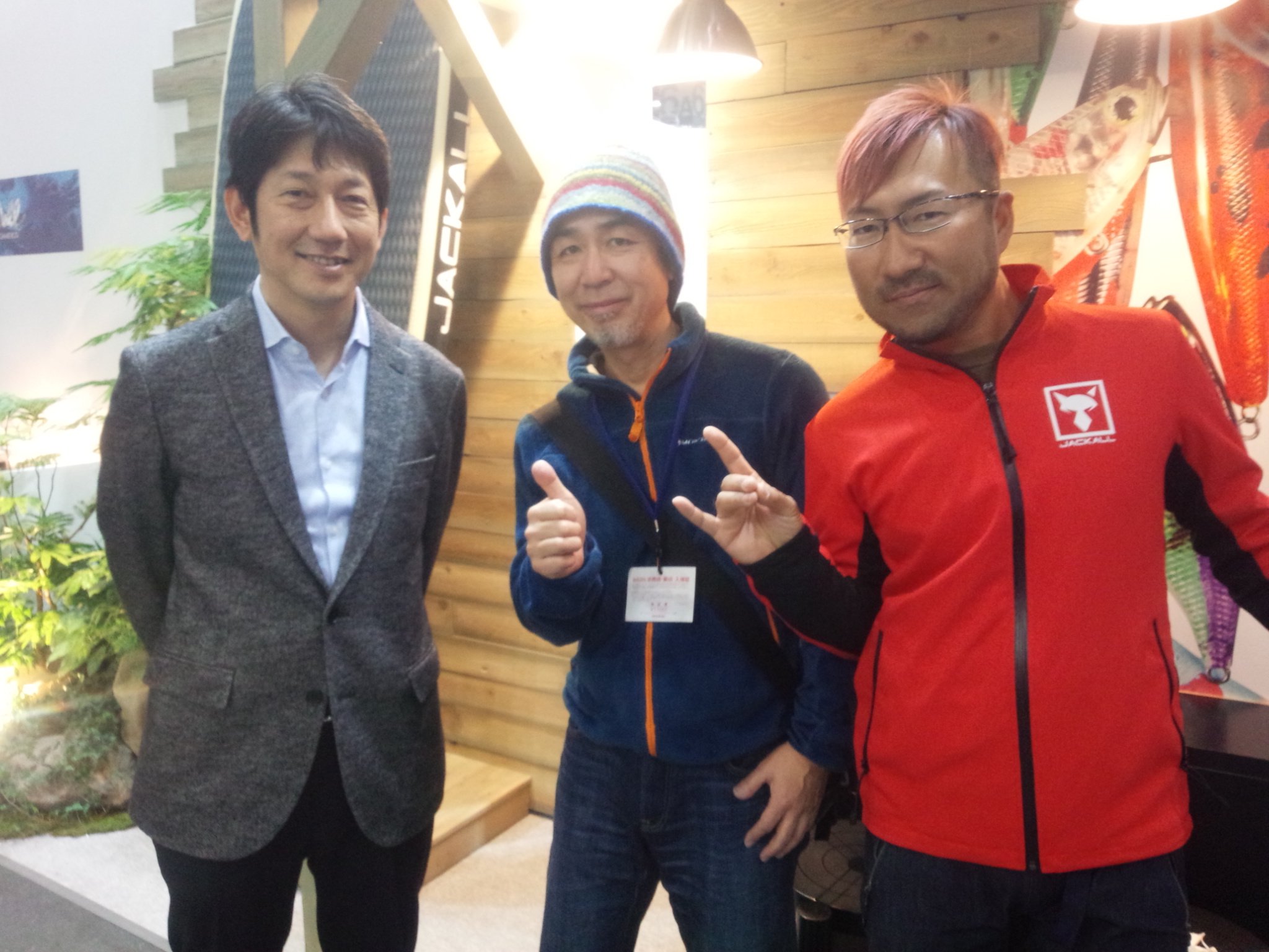 ｐｇｓダブルアール まずはジャッカルさん 小野さん秦さんと 彡 ダブルアール ジャッカル 小野俊郎 秦拓馬 フィッシングショー T Co Yihibt44yy Twitter