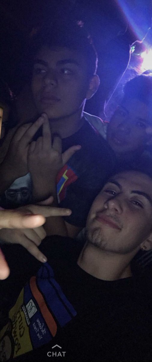 aldazerik1's tweet photo. Dam #Tb no new people ,same day 1s ! 😤😤💜🤨🤩 #7thgrade #11grade 💯💯 https://t.co/upCz8XuDH9