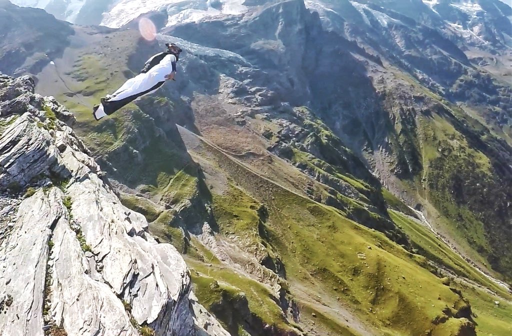TrevorT272's tweet photo. @i_obey_slim @AndyStumpf77 It’s called the Jungfrau exit (one of a few) in Switzerland and I think this is the middle exit which is the classic. Like this one ;) https://t.co/gc9icZJtfs