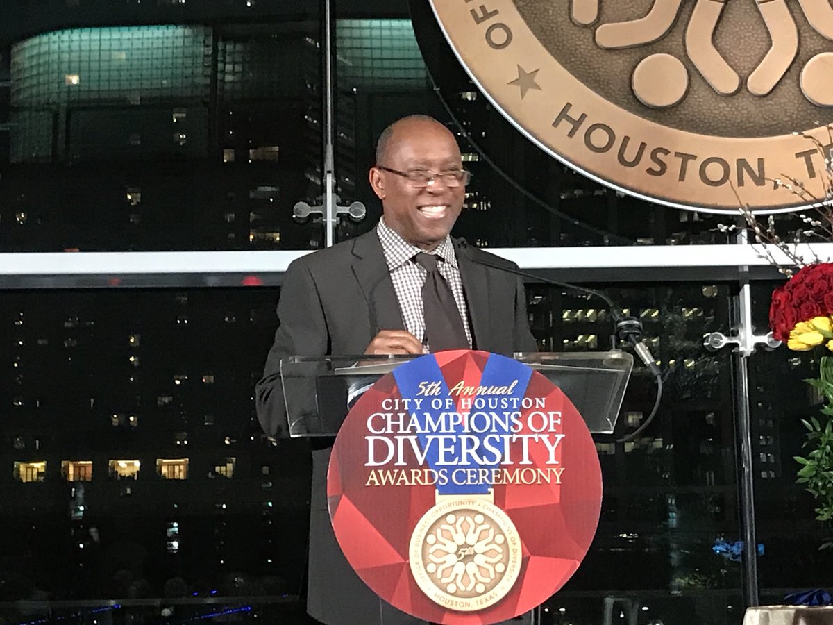SylvesterTurner's tweet photo. .@HoustonOBO held their 5th annual Champions of Diversity Awards tonight at @GRBCC. 

Congratulations to all the award recipients this evening and to @abc13houston @miyashay for being the Mistress of Ceremonies. https://t.co/UP1vRJaOaG