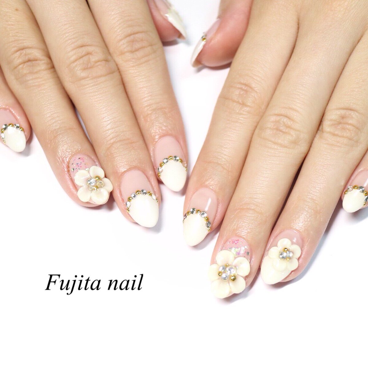 藤田ねいる Na Twitterze White Flower Nail ネイルデザイン