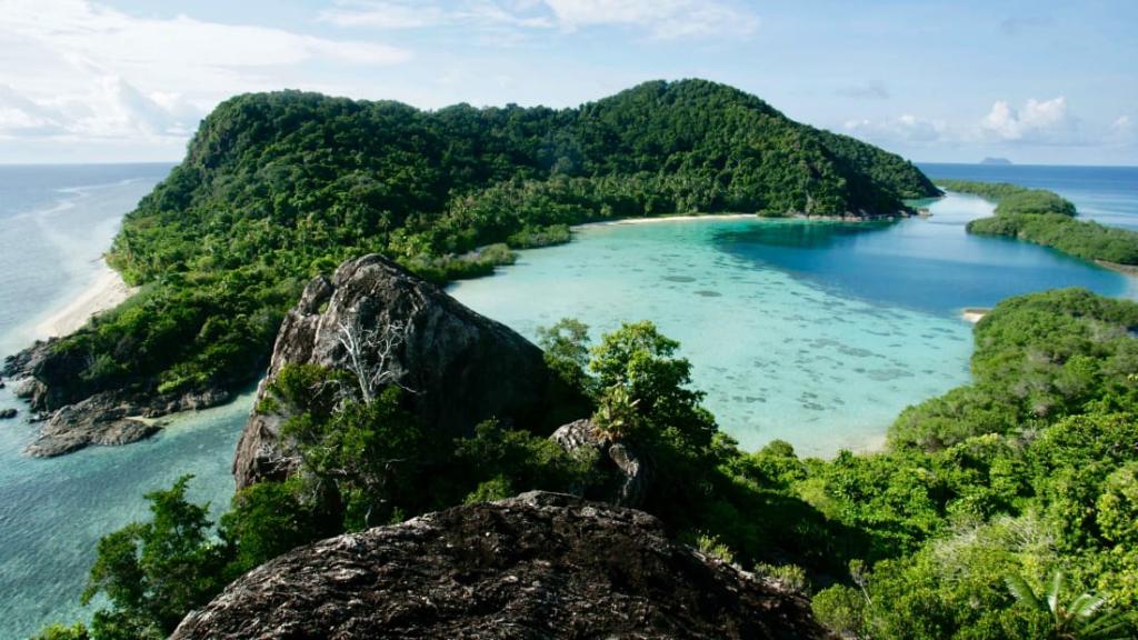 CNNTravel tweet picture
