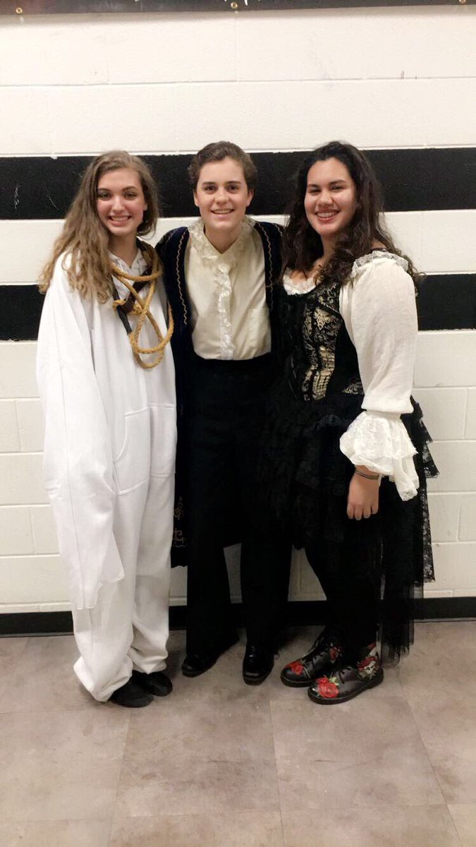 zbeubien's tweet photo. come see GHS Theatre’s “Into the Woods” Friday and Saturday @ 7pm
#featuredframes1574 https://t.co/MgEtx5Vs6E