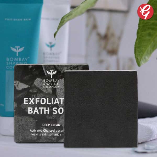 Giftcart's tweet image. Handmade deep cleansing exfoliating bath soap from #Bombayshaving that absorbs dirt leaving skin soft and smooth. ow.ly/EOnQ30i3KZ3 @BombayShaving #valentinesgiftideas #valentinesday #valentinesdaydate #valentinesdaytreats #valentinesdaygifts #valentines #giftsforhim