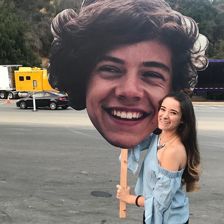 yarshiii's tweet photo. did y'all think I forgot about my mans birthday?! happy birthday 24th to the iconic, show stopping, flower suit wearing, and the most down to earth man to ever exist. Forever my sweet creature. #yarry https://t.co/S5IIclap44