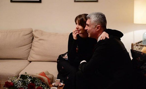 İstanbullu gelin 35.bölüm kıyafetleri
dizikiyafeti.com/istanbullu-gel…