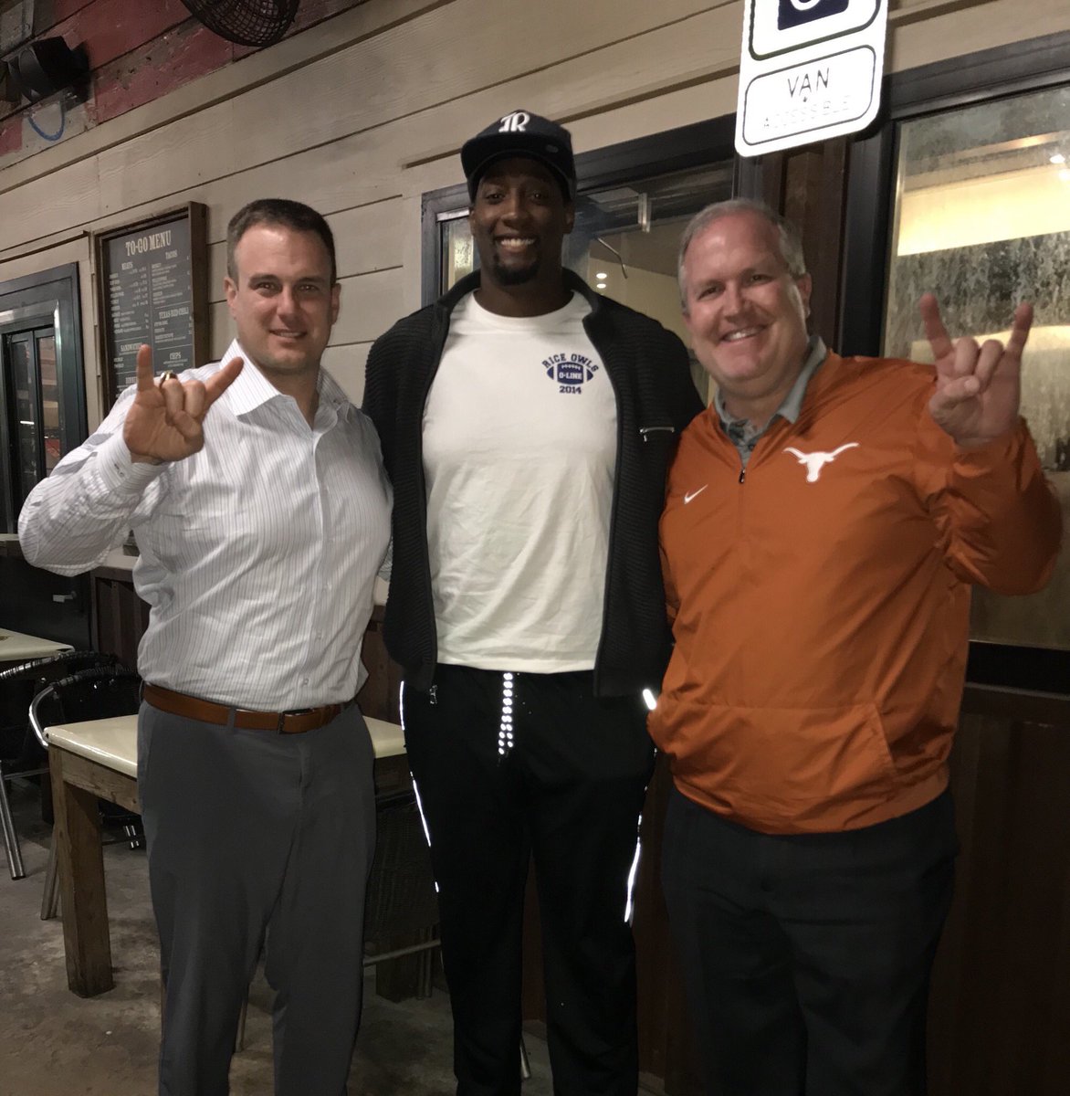 stateofrecruit's tweet photo. This week’s episode features an interview with grad transfer candidate Calvin Anderson.  The guys take you down the final stretch to signing day and answer the mailbag.  https://t.co/PGrqR9nchH https://t.co/vlks2qb92V