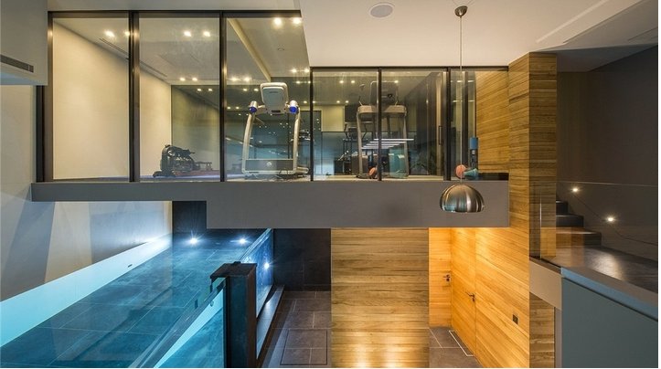KF_Stratford's tweet photo. With many people entering 2018 with a fresh determination to #exercise more, now could be the perfect time to buy – or at least admire – #properties with their very own #gyms included. #KnightFrank #homes of the month: home #gyms https://t.co/fYei7jMA9Q #suahour https://t.co/kQ14nkUyB0