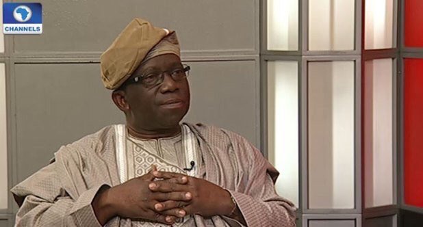 the_lateefah's tweet photo. @EmiNiTybaba @OlisaOsega @I_pissVodka @JusttLit @UNCLE_AJALA @SemilooreAkoni @SirWoley @ndoarum @TheDejiBalogun How African Dads look at you when you are telling them about ponzi schemes because they know it's all fake #KickOutPonzi https://t.co/lhOhRVj8g2 https://t.co/JCySmzDslX