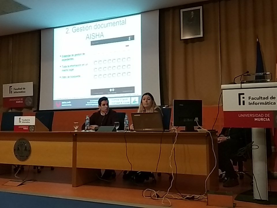 DemusaOrg's tweet photo. @groupfibbe en las Jornadas de prevención de las #MGF de @UMU presentando el proyecto de la plataforma AISHA.  Una red colaborativa para el abordaje de las #MGF

#5jornadasCoopEnfermera #4jornadasMGF https://t.co/Xjhn3QiAKJ