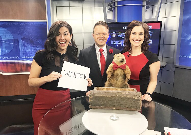 So... hate to bring the bad news... but @EricStidmanWx says Fairbanks Phil is calling for 6 more weeks of winter... 😭❄️