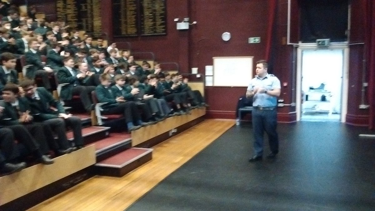 suemoreton1's tweet photo. Fantastic Physics from the RAF roadshow for Y8 this morning thanks to Katie, Taryn &amp; Nathan and  Dave from @afco_plymouth #RAF #Physicsofflight @DHSBoys @Becky123Edwards https://t.co/PMlStyEvRa