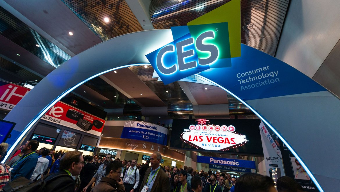 AvantHomes's tweet photo. We get the lowdown from Chris Kerr on all the tech news from this year's CES in Las Vegas. @CTATechhttp://bit.ly/2GGU6hG
#CES2018 #Sony #Honda #Samsung #Lenovo #Toyota #Ossia #robotoics #Futuristic #AI https://t.co/MRdDxM9Qqc