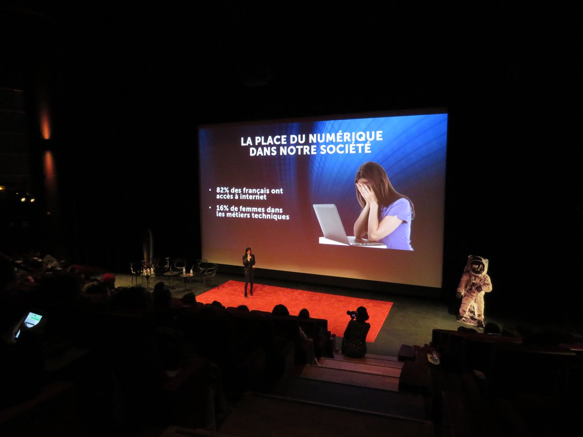 DiptyChander's tweet photo. « Mettons à jour l’éducation en utilisant les capacités de l’intelligence artificielle pour créer un monde égalitaire » @DiptyChander #ColloqueWomenUp https://t.co/THhv8nLAxa