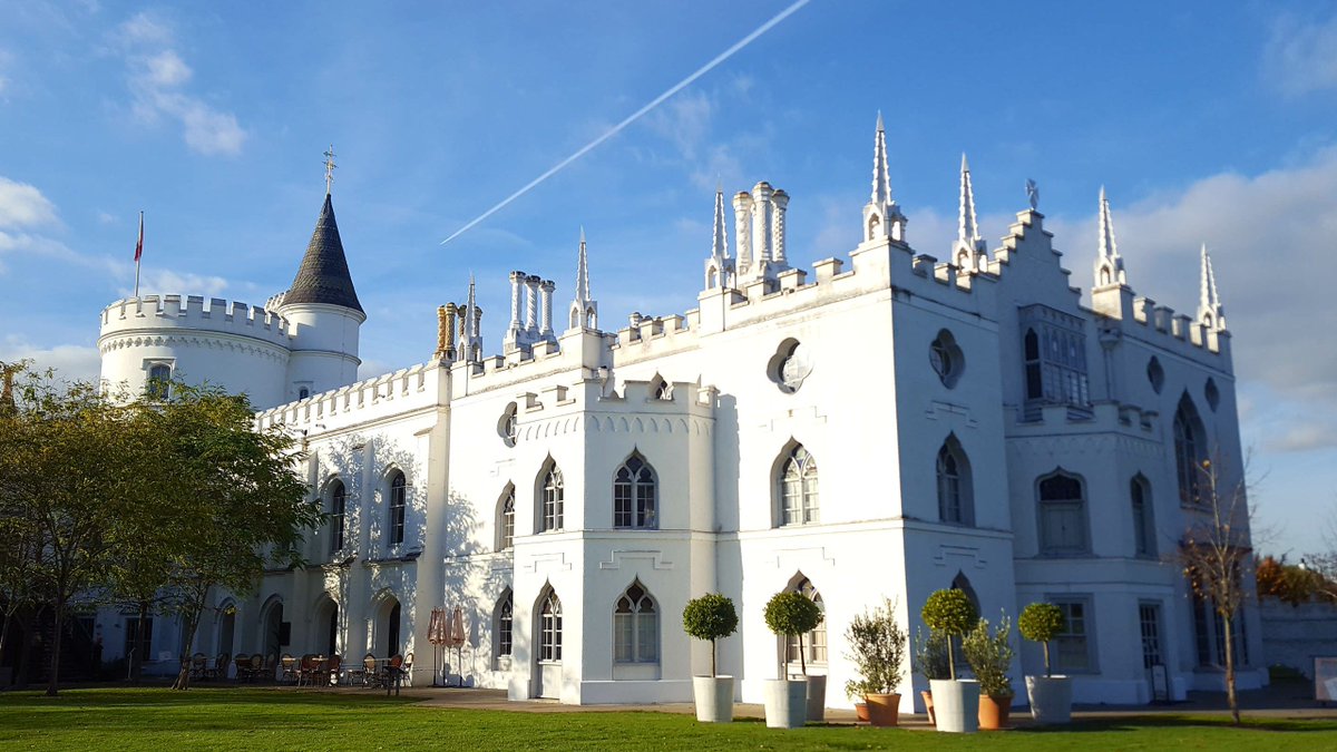 visitlondon's tweet photo. Another gorgeous #Londonin4 by @justLexphotos! 📸❤️ @HRP_palaces @strawbhillhouse #seemorelondon https://t.co/5HTgnBql2V