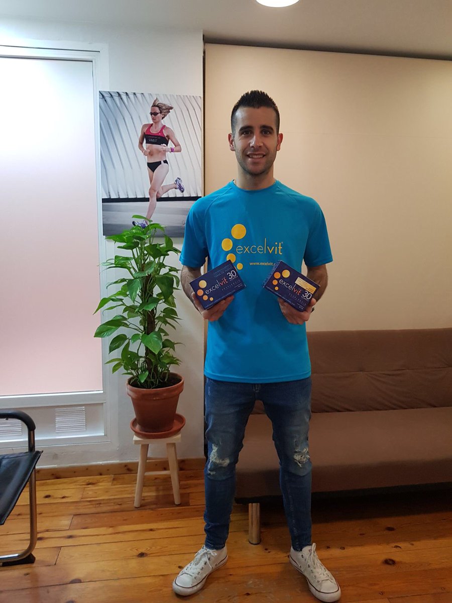LuisAgustinE's tweet photo. Gracias @BeaMoli1 @Excelvit @EXCELVIT_EGG @ExcelvitSocial por la confianza depositada con vuestros productos. Sé que estoy en buenas manos con productos de calidad. Punto de venta en Valencia en @caresport. #Excelvit https://t.co/qvZXAyj5e1