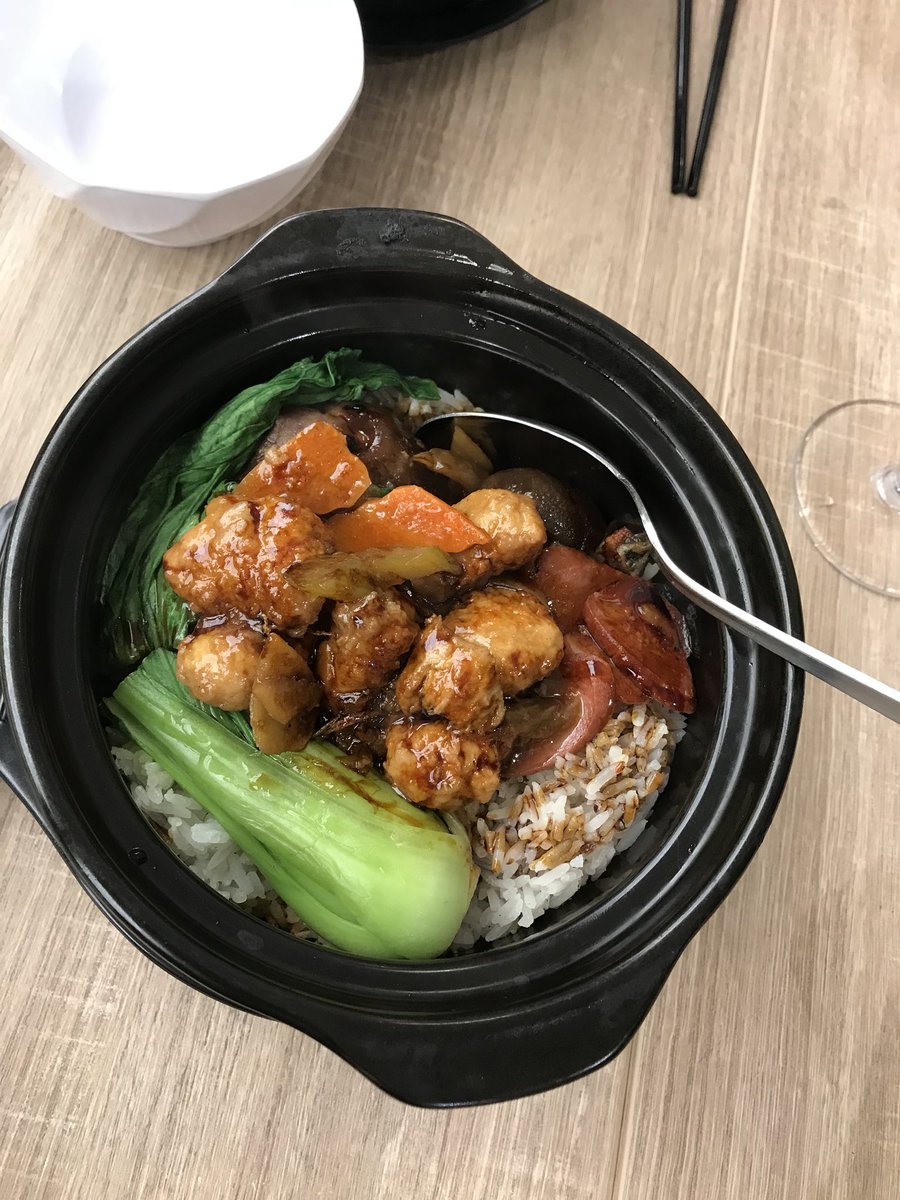 siewpeng_wang's tweet photo. Dinner @Green Signature 🍆🥕
https://t.co/1umFjQ8Odw
#Singapore @siewpeng_wang #vegan #vegetarian #meateatout #meateatoutday https://t.co/NH8nx9TKE0