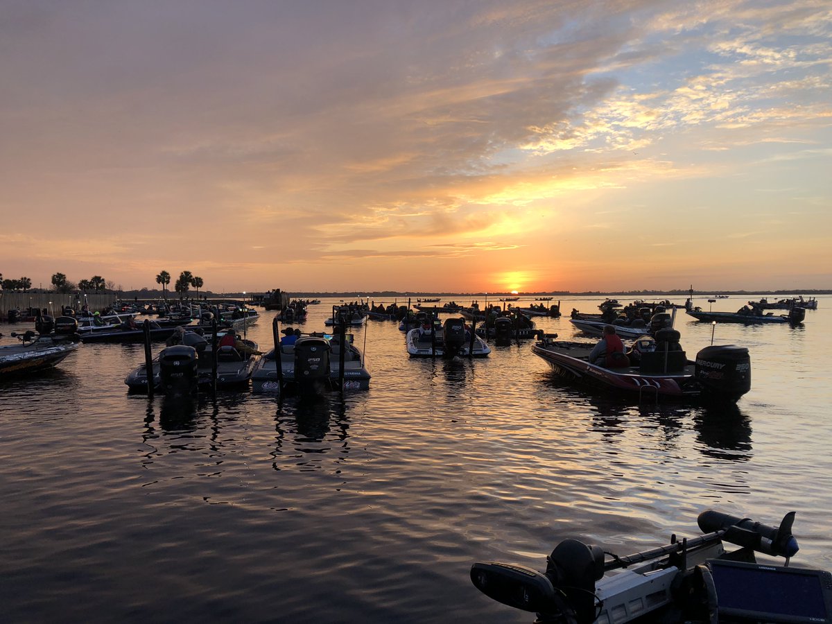 jtkenneyfishing's tweet photo. Day 2 of the Bassmaster #SouthernOpen on #LakeToho. Terrible start yesterday. Gonna try to turn it around today!
Florida's Space Coast The Holland Grill Company T-H Marine Supplies Reins Fishing https://t.co/Mbrsb35HBl
