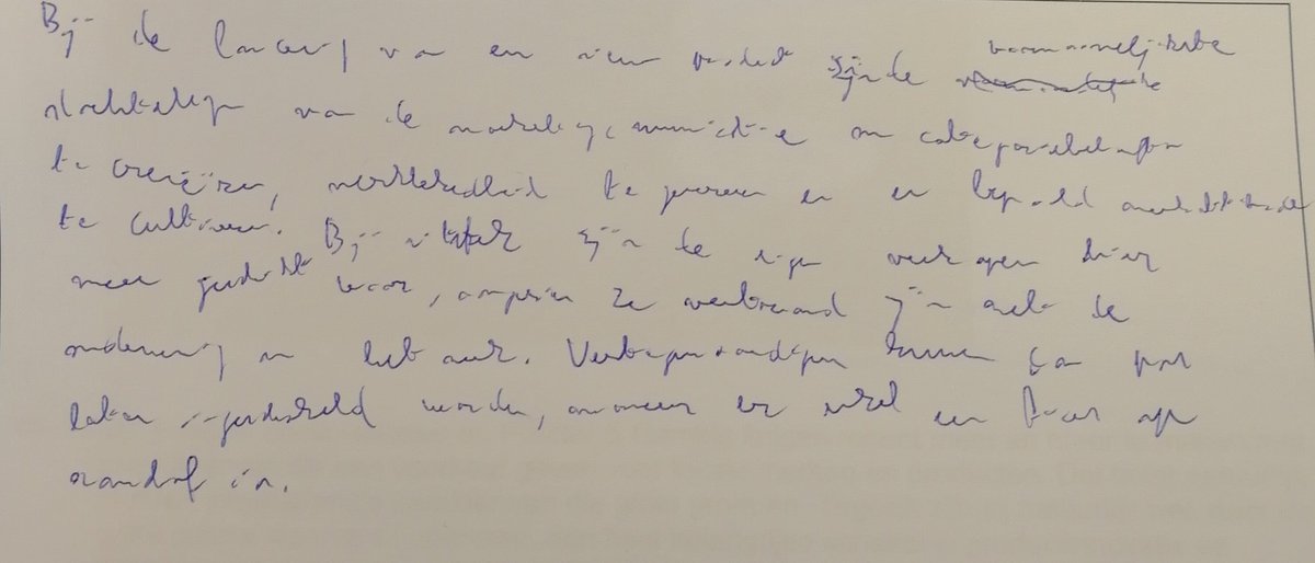 Hurray for readability! Grading 1200 pages of hand written essay answers... Students, remember you are selling me a 'product'. Market it. #KULeuven