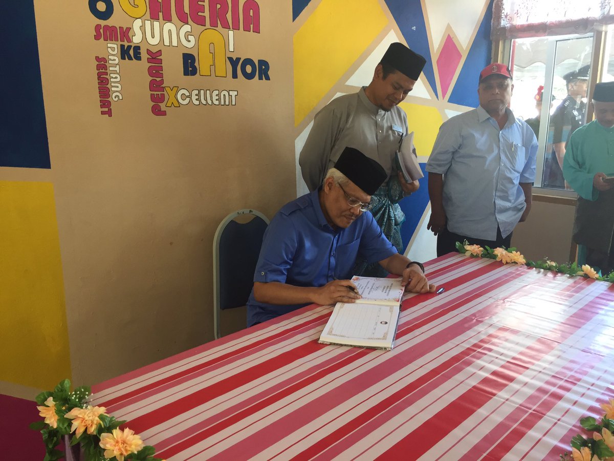 nazridouglas's tweet photo. Mesyuarat Agung PIBG Smk Sungai Bayor, Selama Perak. Disempurnakan oleh YB DS @dhzhamzah . #sungaibayor #larut #selama #perak #MPLarut https://t.co/mKgktVlaid
