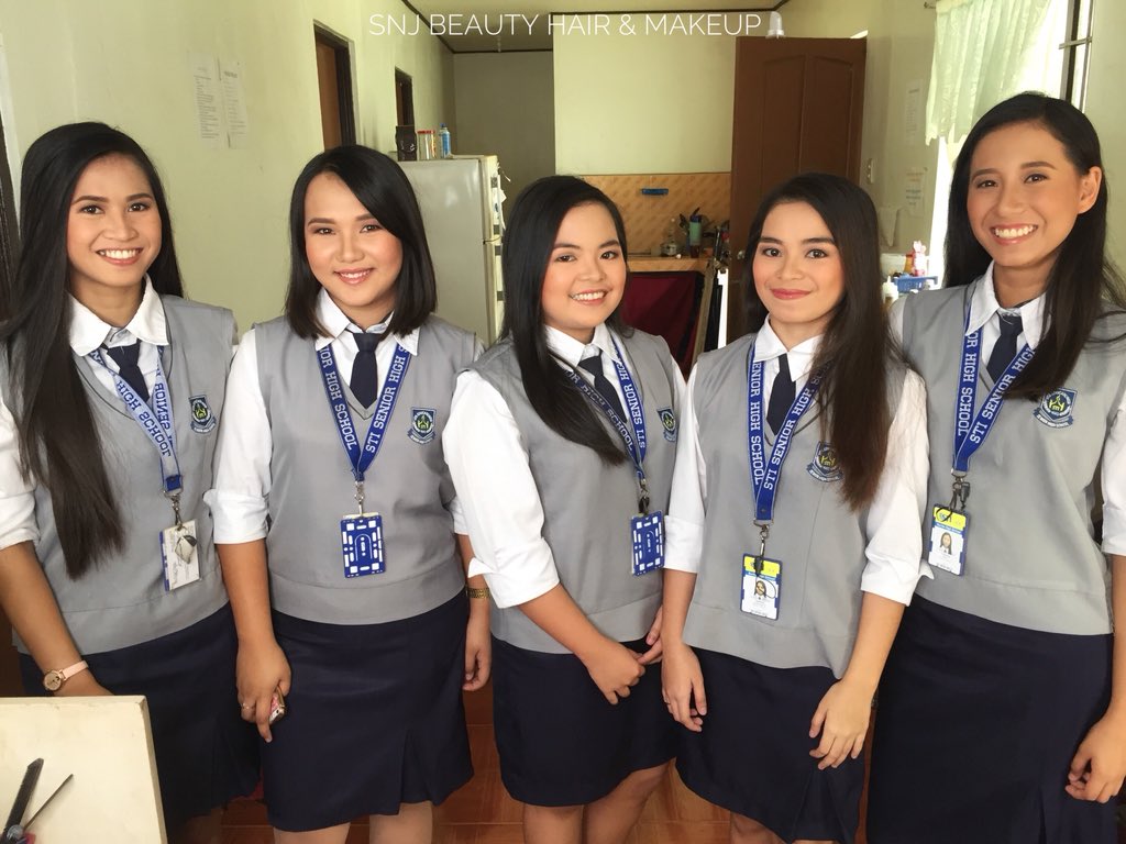 teachernicolai's tweet photo. ❤️The Girls
Thank You For Trusting SNJ Beauty🙏🏻
Hair & MakeUp Yours Truly💄💯
#SNJBeauty #makeupartist #bysmakeup #makeuptransformation #makeuponmyhand #makeuponmymind #makesession #beforeandafter #inmymakeupchair #makeupislife https://t.co/sbMpCec5OR