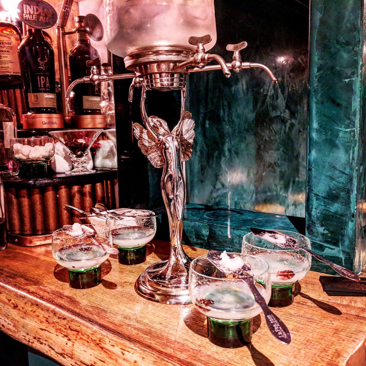 RoyalHotelSS1's tweet photo. Have you visited our underground speakeasy-style bar, Dr Legba's Emporium of Cocktails and Curiosities yet?
We love this photo @LessRefinedMind took of our absinthe fountain!
#southend #southendonsea #essex #essextweets #essexsmallbiz #visitessex #essexnetworking #FridayFeeling https://t.co/0gddbS5k5E