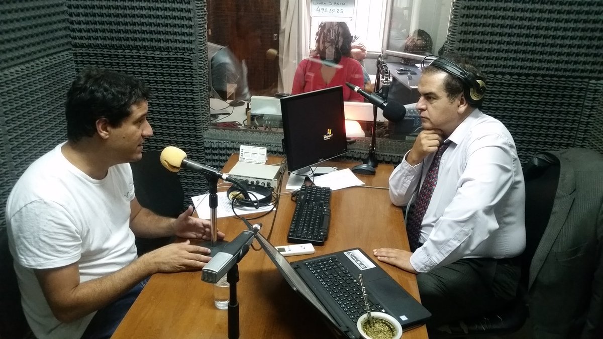 manianaperfecta's tweet photo. El Dip. Prov. @MaxiAbad con @JorgePenin en @ContinentalMdp cc @AugustoD_ https://t.co/etqbFAx6bu
