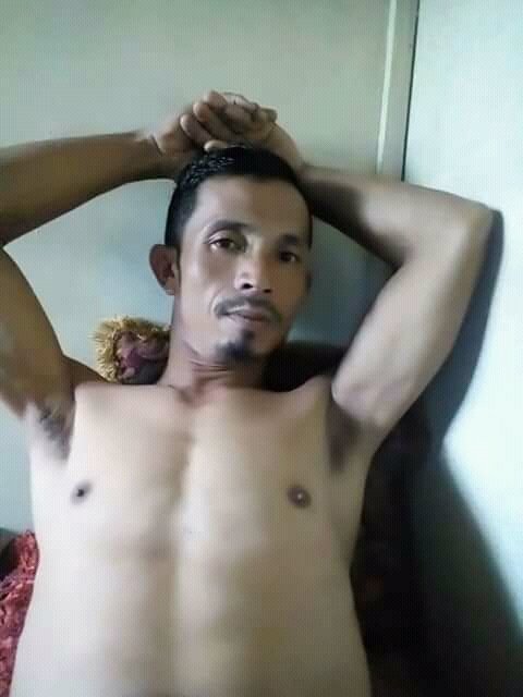 NasuhaDede's tweet photo. Pengen pelukan hangat https://t.co/CkWHoARqIb