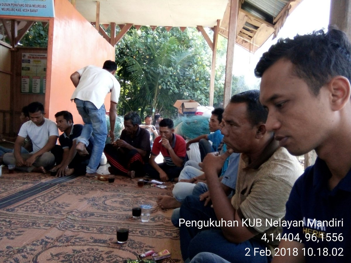 isa_ansani's tweet photo. Teruslah berkarya saudara2ku exPPB2017, para pelaku utama dan pelaku usaha KP sangat membutuhkan kehadiran kita. Jaya PPB, Jayalah Kelautan dan Perikanan Indonesia. !!!
@fisheris_ @susipudjiastuti @DPR_RI @NonyNoy13 
#AksiexPPB2017 https://t.co/esL7fn43Lb