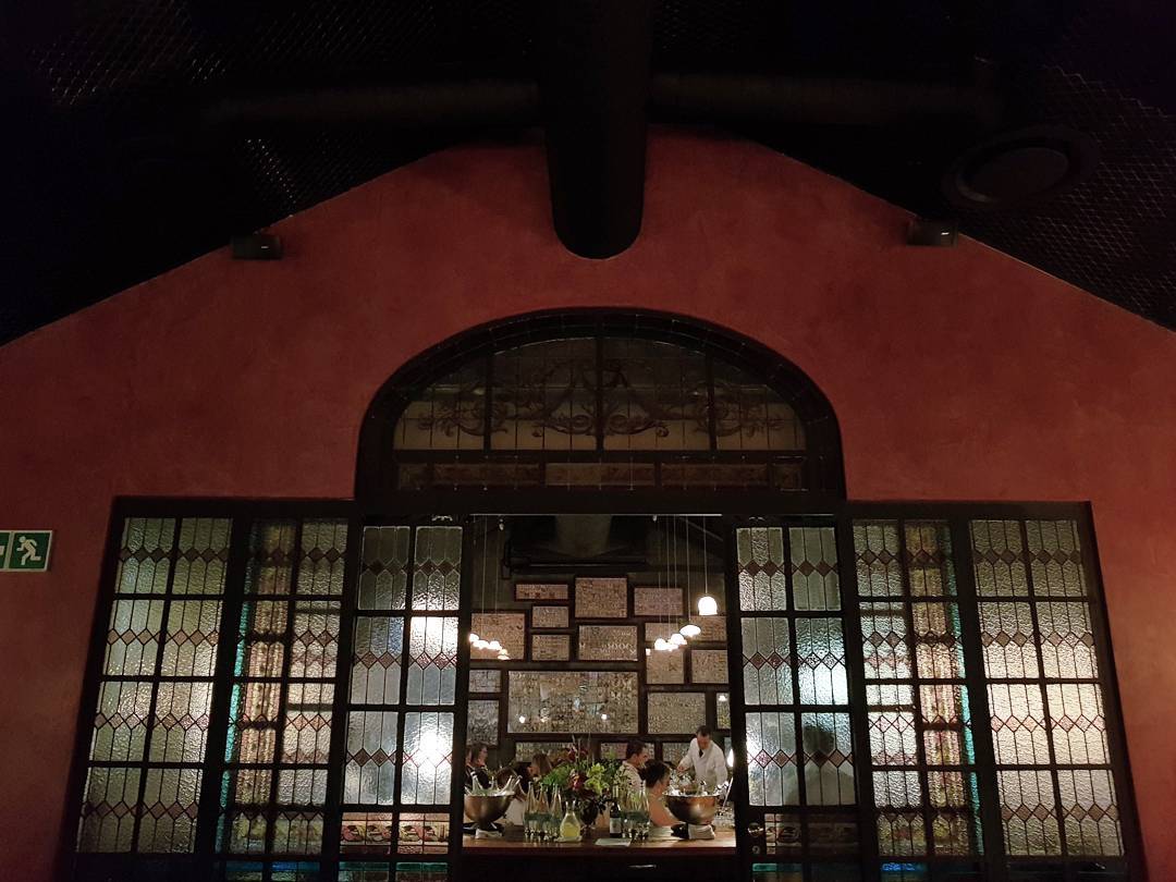 Walk through the doors.
#theshortmarketclub #foodie #food #restaurant #interior #justgoshoot #shortmarketclub #sonsofshortmarket #eatout #yum #foodporn #capetownfoodie #capetown #picoftheday #portrait #southafrica