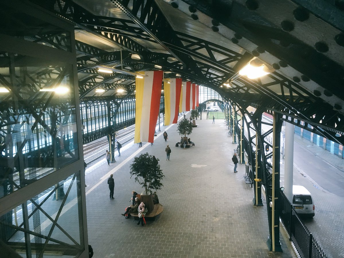 Goede morgen station <a href="/oeteldonk/">Oeteldonk</a> centraol! #treinleven 🐸