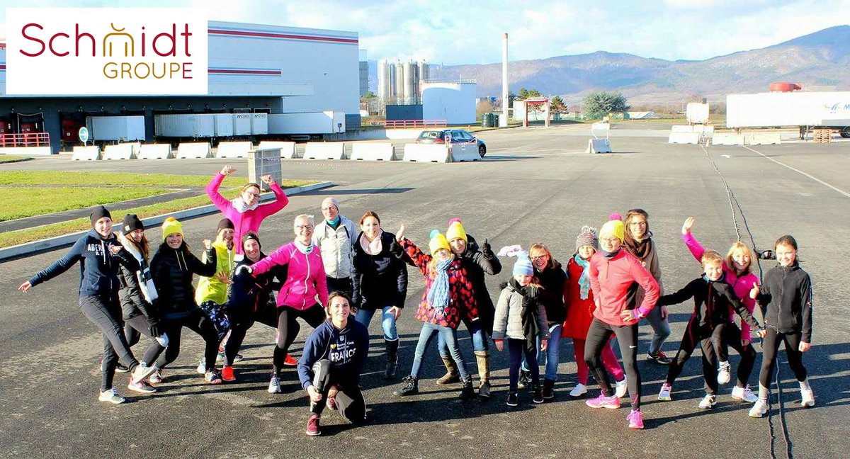 Schmidt_Groupe's tweet photo. #WEARESOLIDARITE 💪
Le 9 décembre dernier, @Schmidt_Groupe et ses collaborateurs ont couru pour la bonne cause à l'occasion du #téléthon 2017. Résultat : 2 235 € récoltés ! Bravo à nos sportifs au grand cœur ! https://t.co/Ney6pL5enx