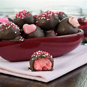 SummerLoveX___'s tweet photo. I love them. 😍😍
#Chocolateaddicted
#NationalChocolateCoveredCherryDay https://t.co/XNcGdhBtk5