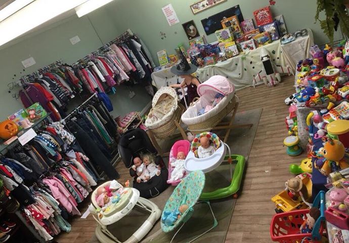 GHR_WestNorfolk's tweet photo. Group of #WestNorfolk ladies have clubbed together to reopen #Fairstead charity shop, it was incredibly important to lots of the community: https://t.co/DvIAXFCPdw https://t.co/mouyjqGa3s
